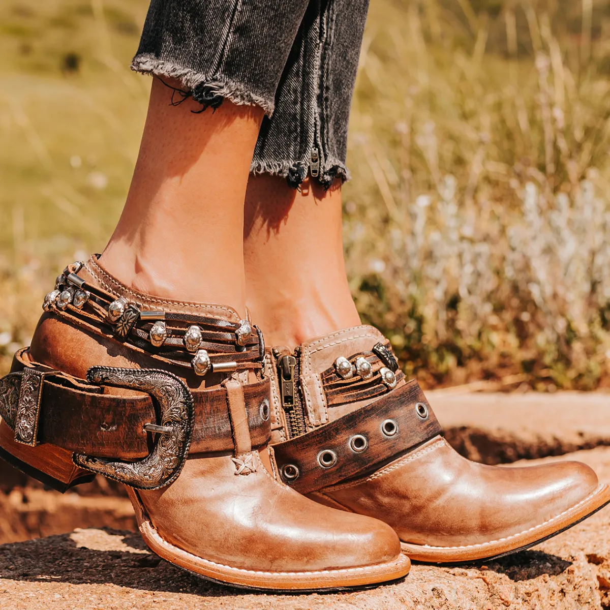 Hot Freebird Stores Saloon Taupe