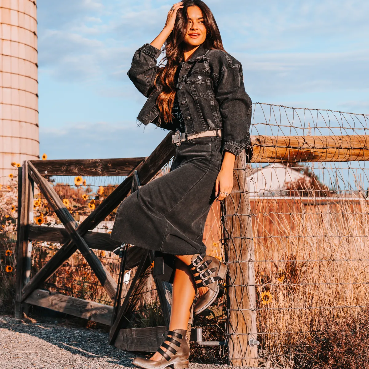 New Freebird Stores Scarlett Black